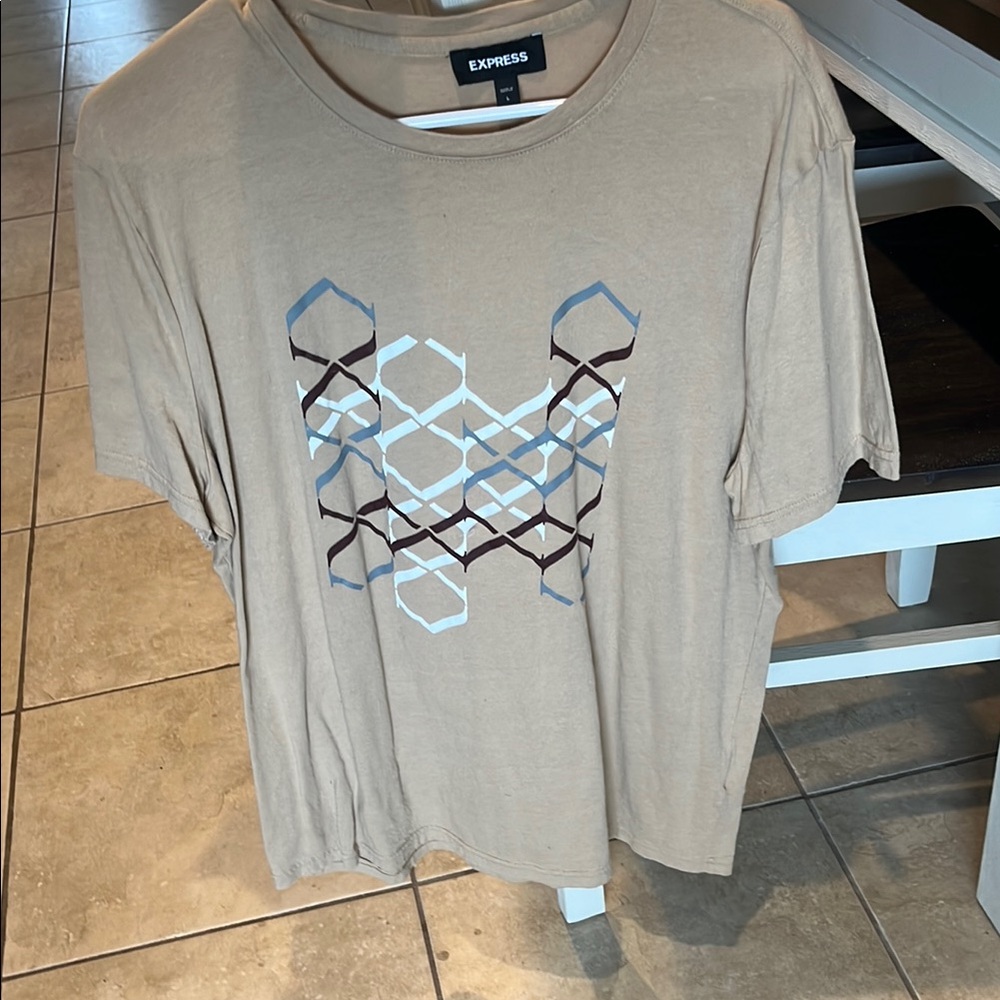 Express Beige Tee with Geometric Design